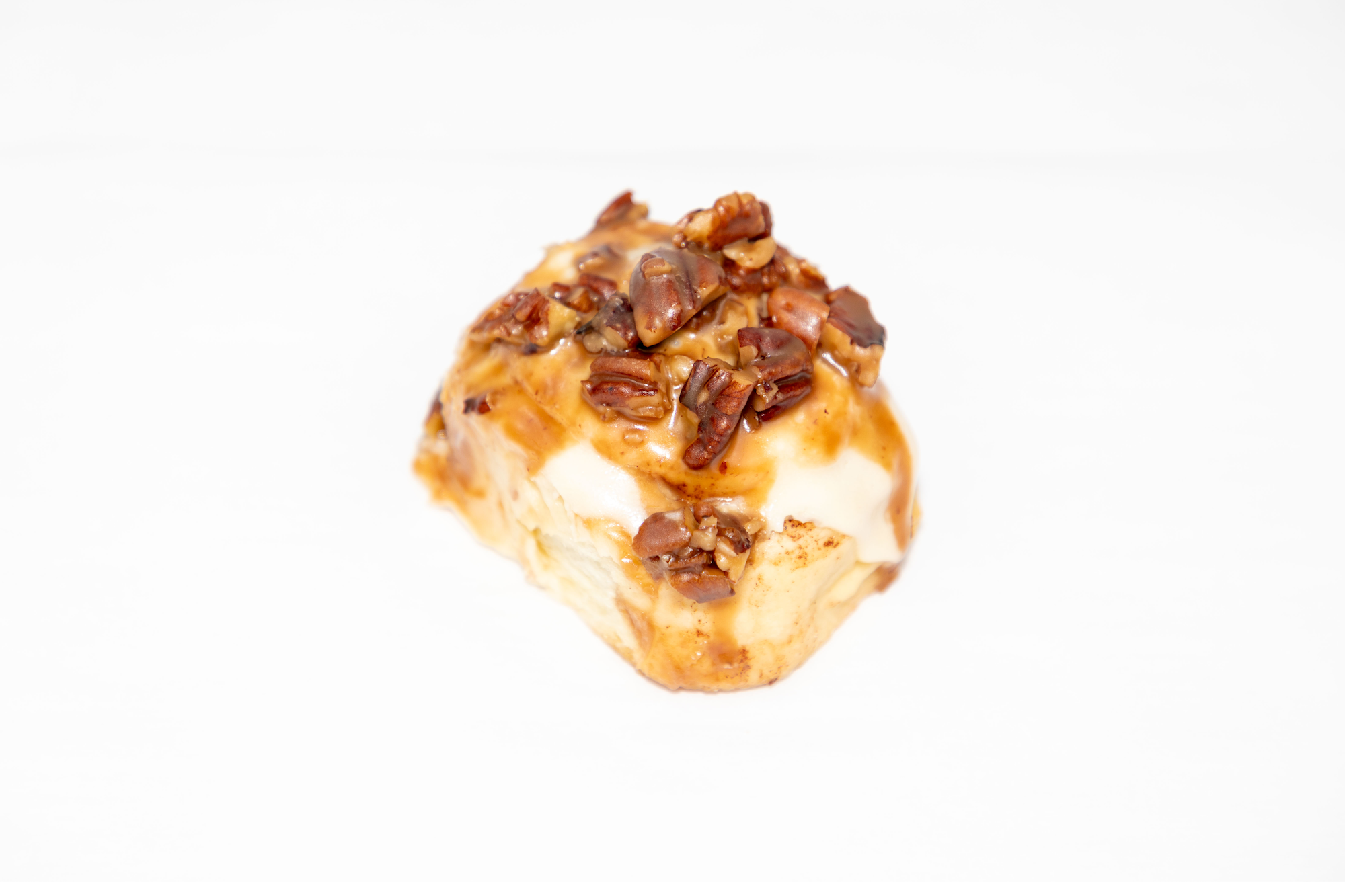 Sticky Pecan Cinnamon Roll